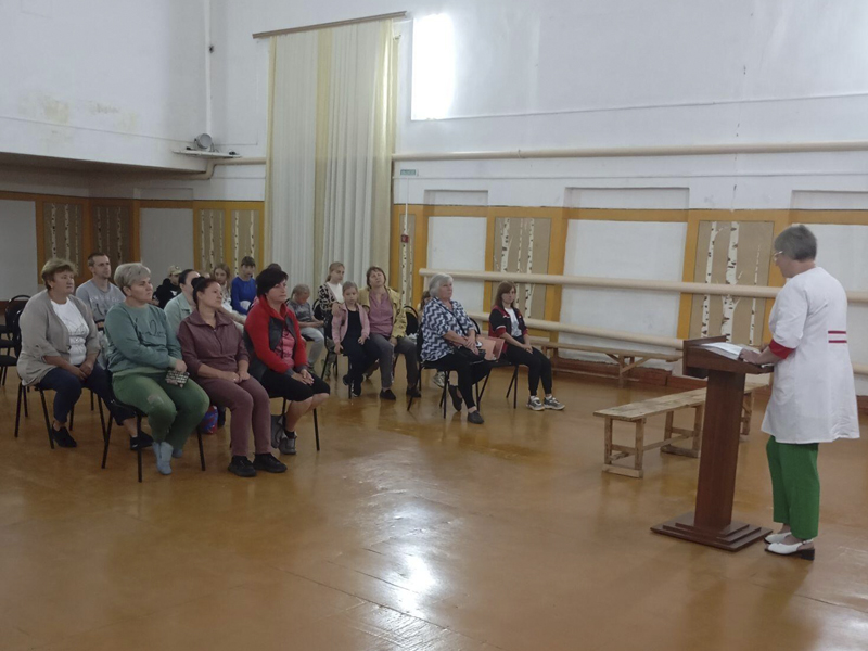 Обучение населения по теме &quot;Основы оказания первой помощи&quot;.